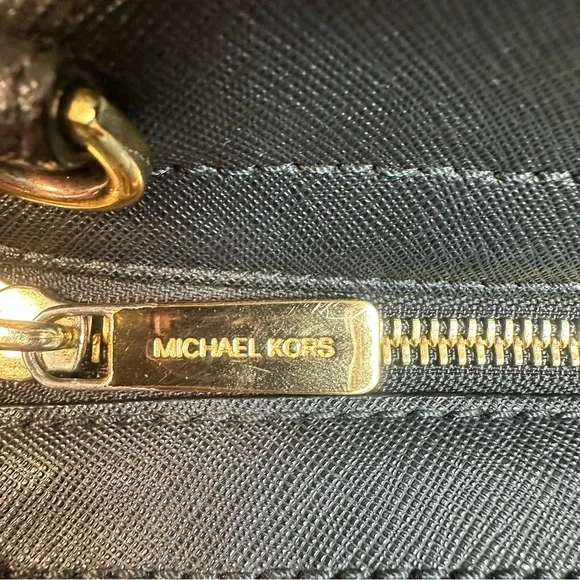 MICHAEL Michael Kors Black Satchel - Picture 11 of 16